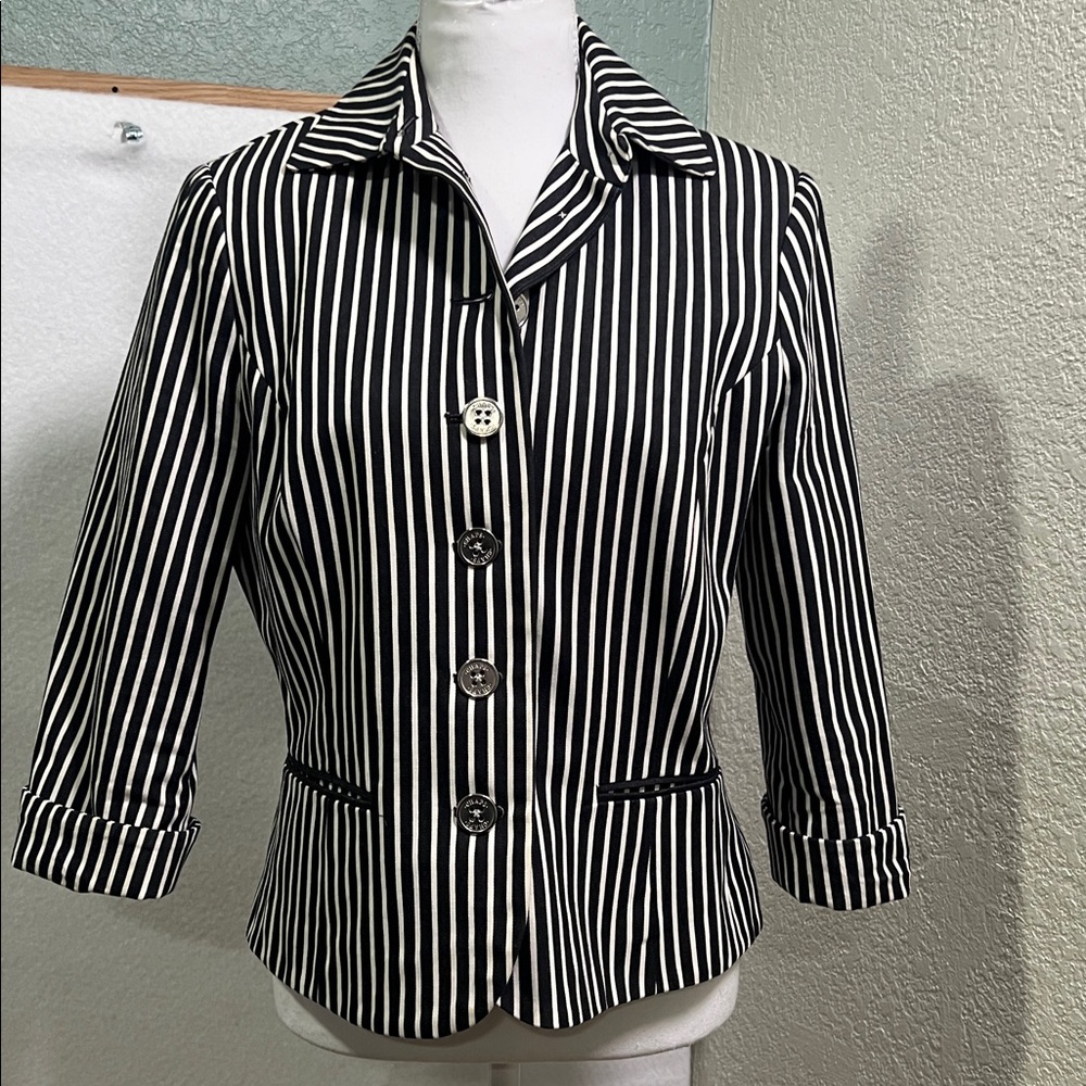 CHAPS Ralph Lauren
Black and White Striped Blazer